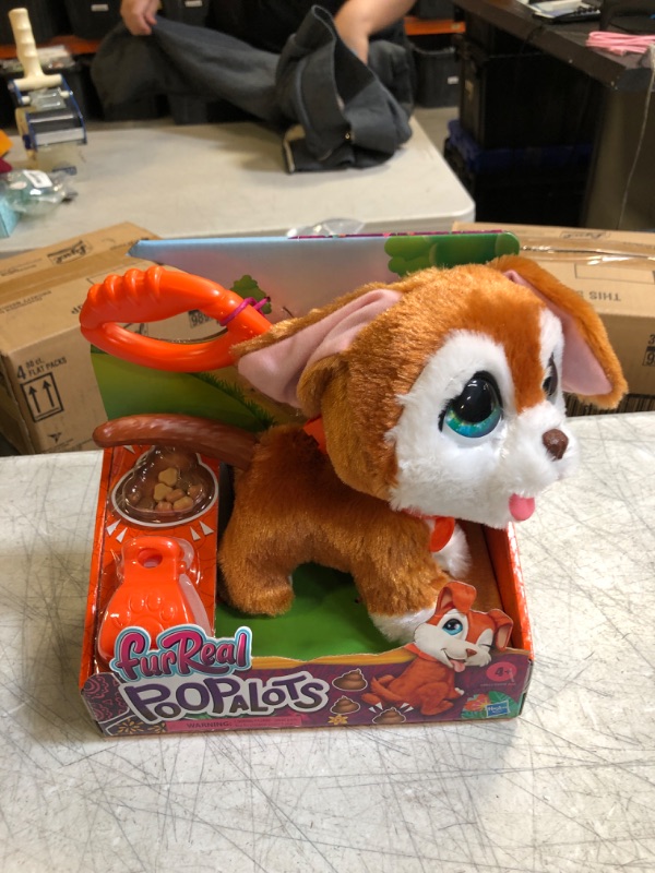 Photo 2 of Hasbro Fur Real - Poopalots Big Wags Dog (E8945), Multicoloured, E89455X3
