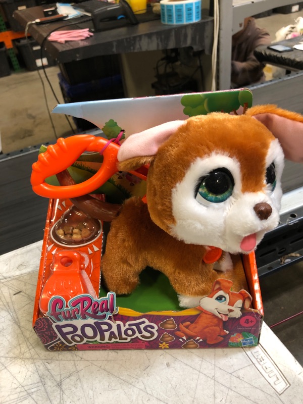 Photo 1 of Hasbro Furreal Poopalots Big Wags Interactive Pet Toy, Connectible Leash System, Ages 4 and up Multi
