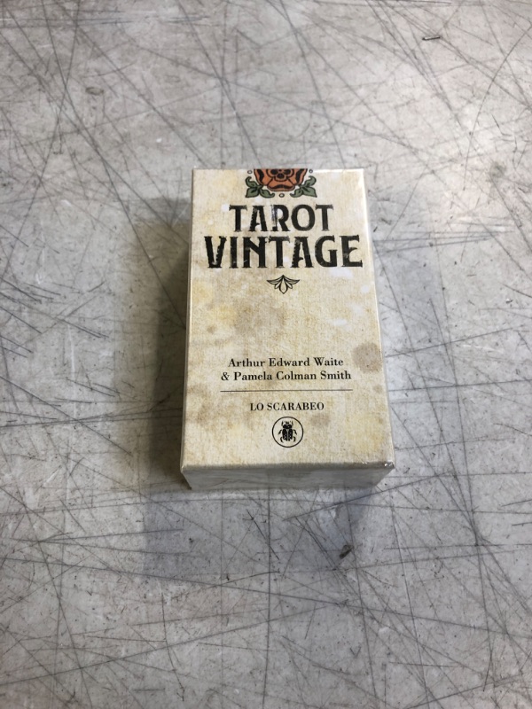 Photo 1 of Tarot Vintage Cards (FACTORY SEALED)