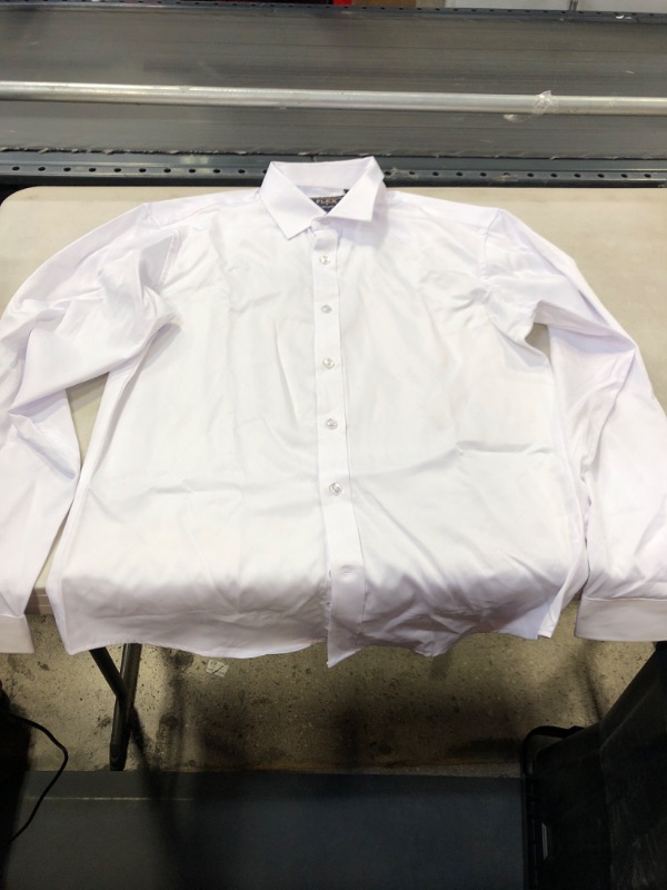 Photo 1 of  Men's Regular-Fit Long-Sleeve Solid  Oxford Shirt  M WHITE