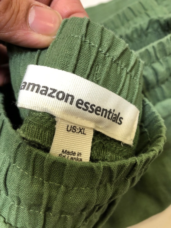 Photo 4 of Amazon Essentials Women's 5" Inseam Drawstring Linen Blend Short