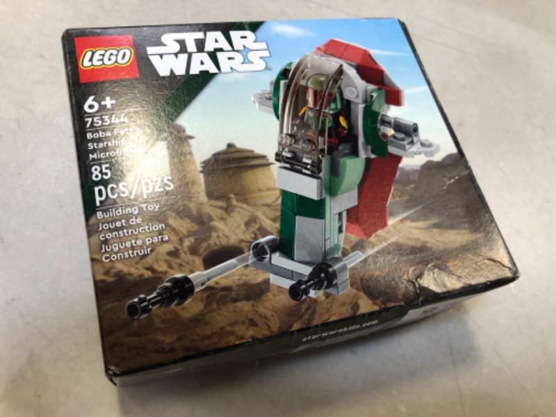 Photo 3 of LEGO Star Wars Boba Fett's Starship Microfighter 75344, Building Toy Vehicle with Adjustable Wings and Flick Shooters, The Mandalorian Set for Kids