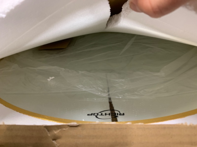 Photo 1 of 30" Round Mirror