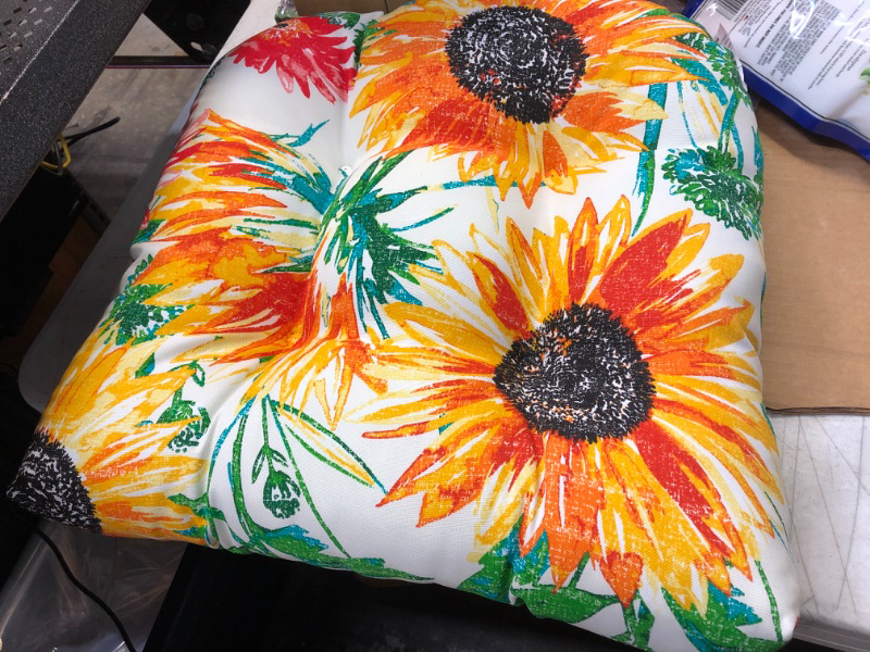 Photo 1 of 1 Seat Cushion 