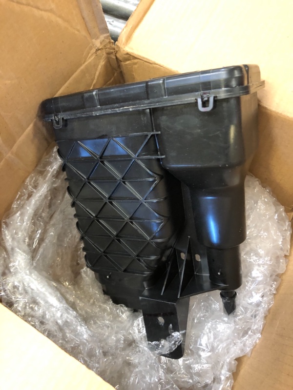 Photo 1 of ACDelco GM Genuine Parts 84106544 Vapor Canister