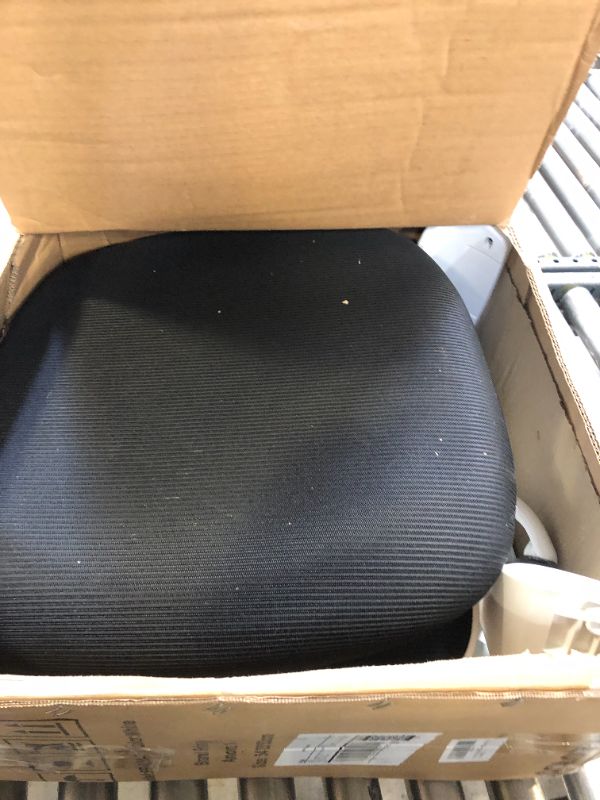 Photo 1 of primy office chair 