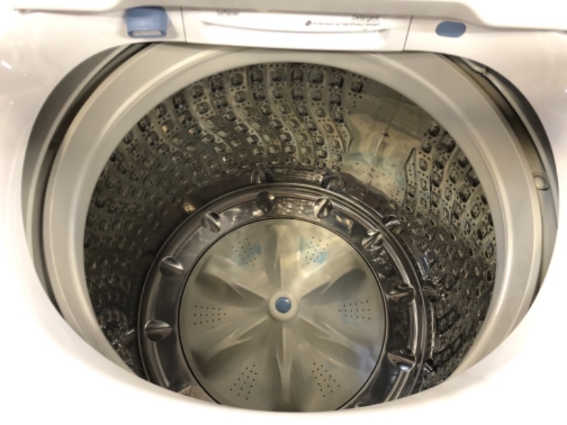 Photo 5 of  SAMSUNG5.0 cu. ft. Top Load Washer with Active WaterJet in White
