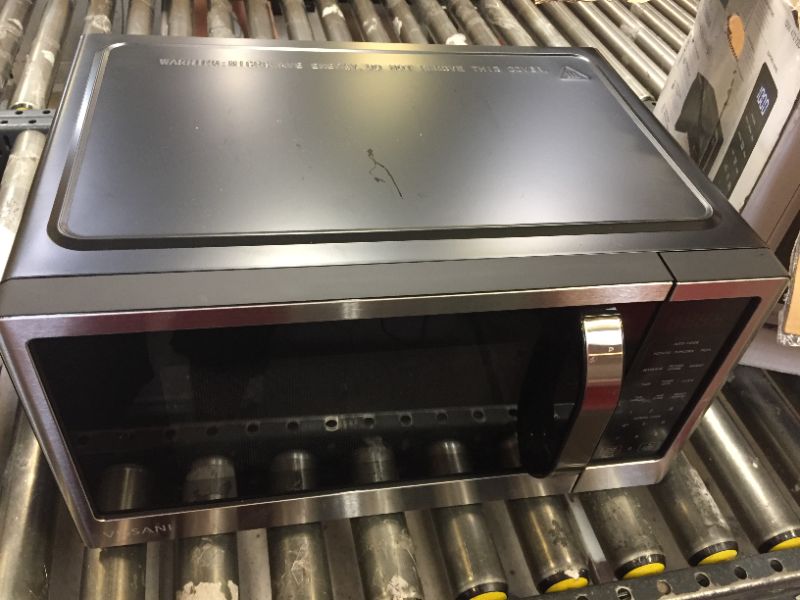 Photo 3 of 1.1 cu. ft. Countertop Microwave in Fingerprint Resistant Stainless Steel
