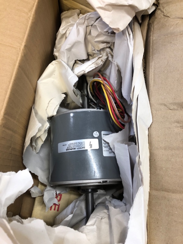 Photo 2 of [D1092 FASCO Motor OEM Mania] D1092 FASCO Produced Motor (7184-0156, 7184-0432, 1468-3069) for RV with a Capacitor - AC Motor 1/3 HP, 115 Volts, 1675 RPM, 2 Speed, 3.4 Amps, Double Shaft