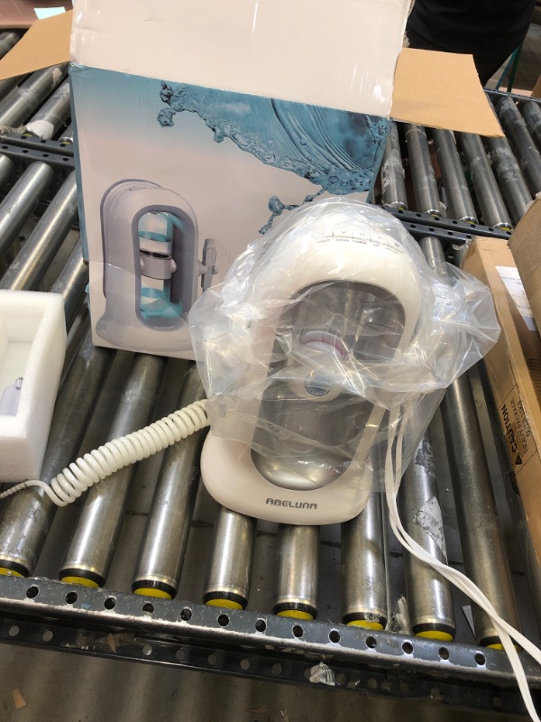 Photo 2 of  Water Oxygen Jet Beauty Machine Multifunctional Facial Suction Machine Face Cleaning Hydrodermabrasion Cleansing Skin Care Instrument
