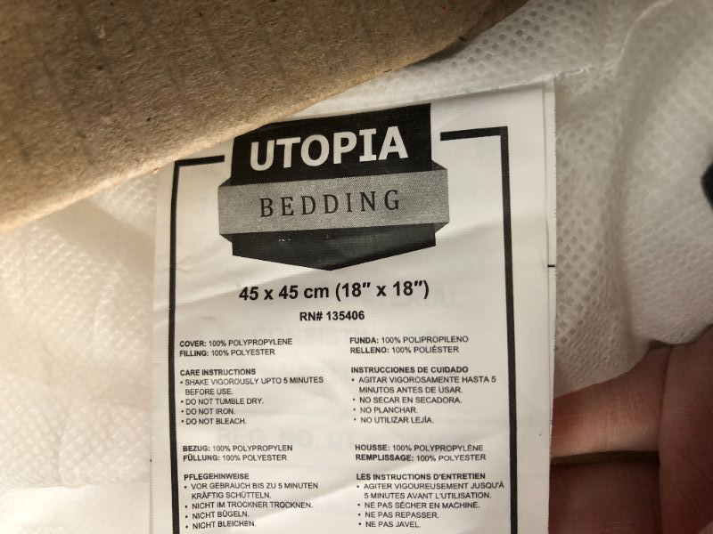 Photo 2 of 18"X18" 3 pcs utopia pillow inserts 
