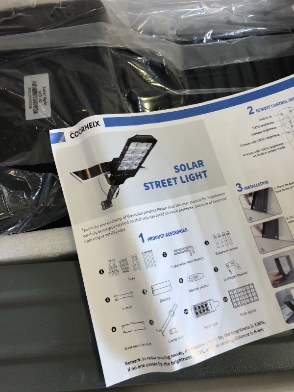 Photo 3 of 400W LED Solar Street Lights Outdoor, Dusk to Dawn Security Flood Light with Remote Control & Pole, Wireless, Waterproof, Perfect for Yard, Parking lot, Street, Garden and Garage 400w Solar Street Light 400w Solar Street Light