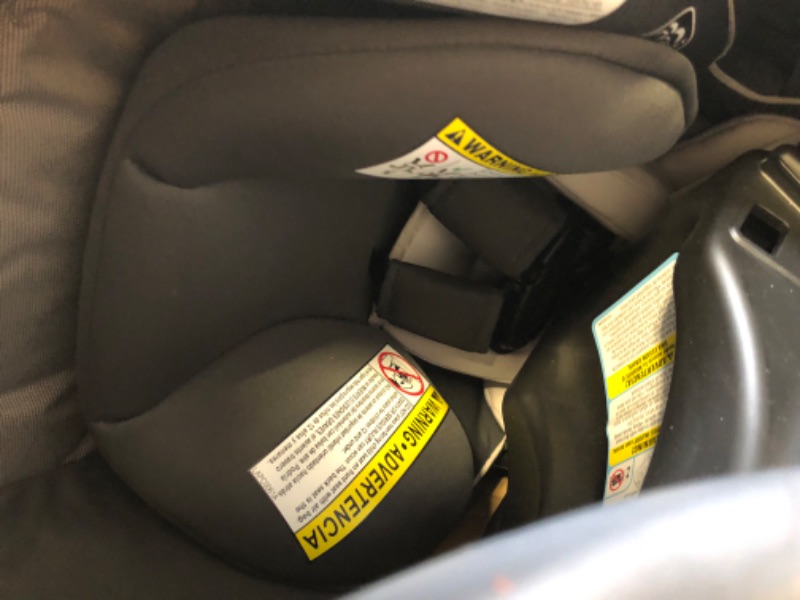 Photo 3 of Graco SnugRide SnugLock 35 Elite Infant Car Seat, Baby Car Seat, Oakley
