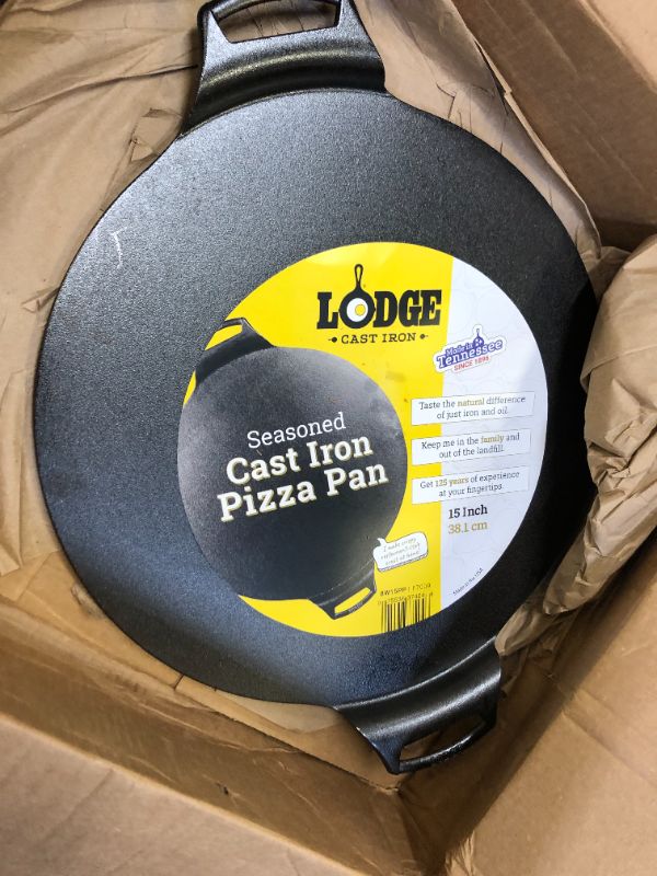 Photo 2 of 15" Cast Iron Pizza Pan