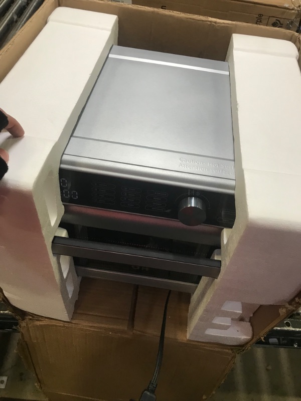 Photo 1 of AUKEY AIR FRYER OVEN 