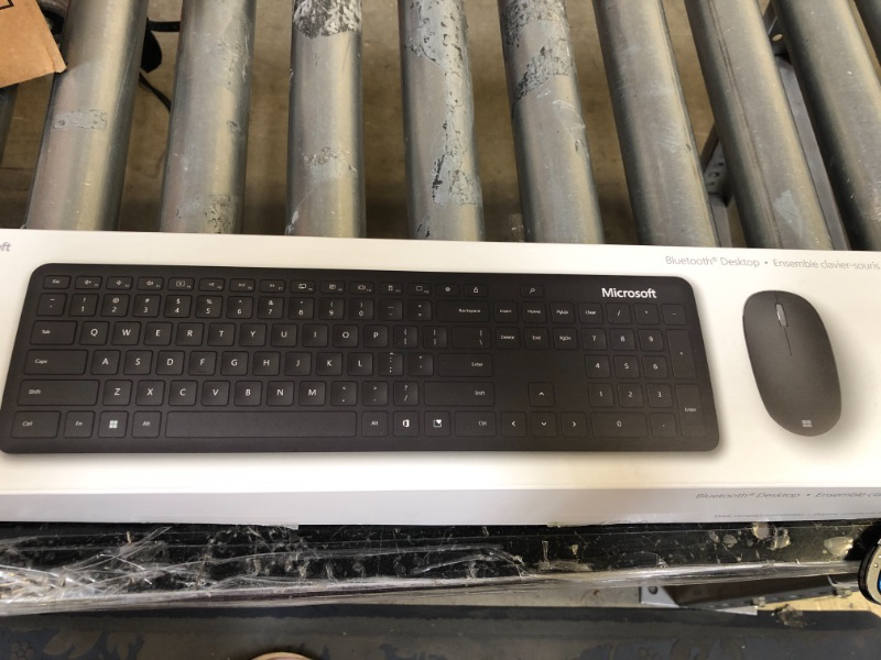 Photo 1 of Microsoft Wireless Bluetooth Keyboard and Mouse Desktop Set