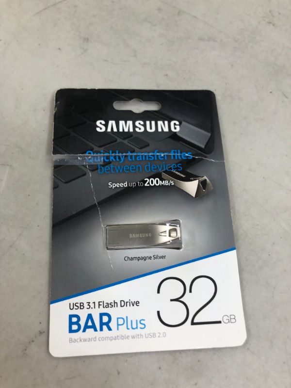 Photo 1 of Samsung 32GB USB 3.1 Gen 1 BAR Plus Flash Drive (Silver)
