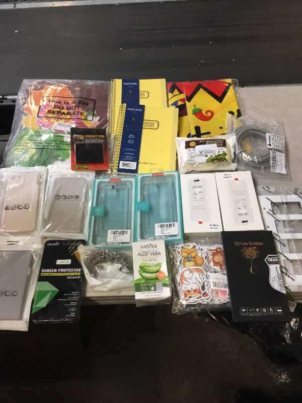 Photo 1 of 20 PCS MISC. ITEMS BAG LOT