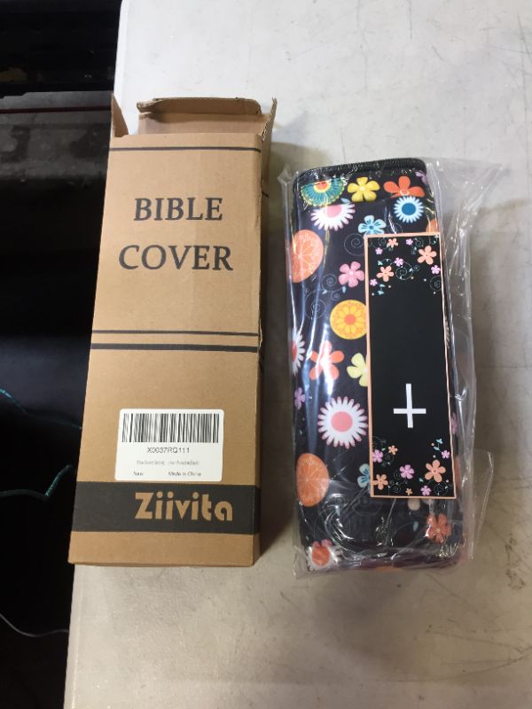 Photo 2 of Bible Cover Bible Case for Women Bible Cover for Girls Carrying Book Cover Case Church Bag Bible Protective Bag with Handle and Zippered Pocket Flower