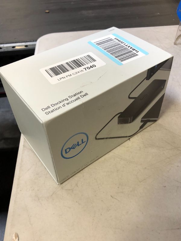 Photo 1 of Dell USB 3.0 Ultra HD/4K Triple Display Docking Station (D3100), Black Triple Display USB 3.0 Single 