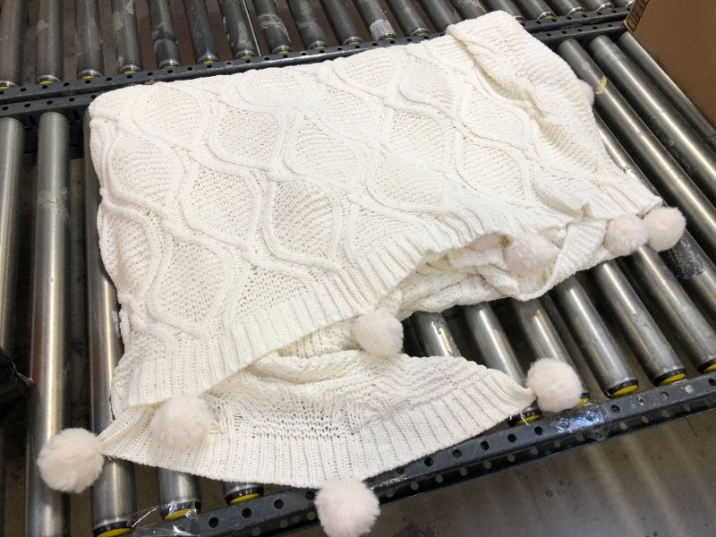 Photo 2 of   QUEEN 60X80 SUPER SOFT OFF WHITE KNITTED BLANKET 