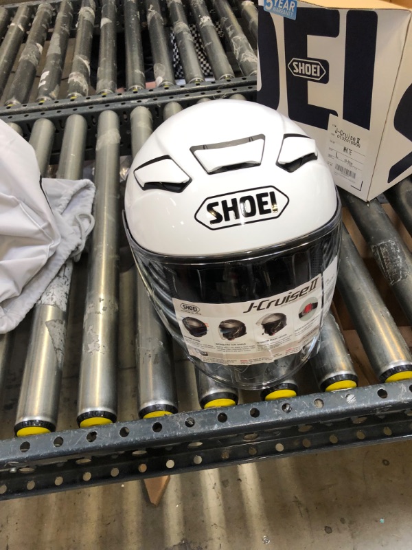 Photo 2 of Shoei J-Cruise II Helmet (Large) (White) Large WHITE