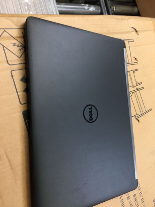 Photo 4 of Dell Latitude E7470 14in Laptop, Core i5-6300U 2.4GHz, 8GB Ram, 256GB SSD, Windows 10 Pro 64bit (Renewed)