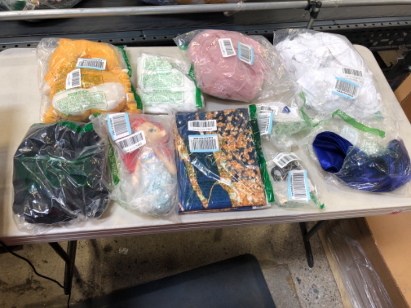Photo 1 of 10 ITEM ASSORTED BAG LOT 