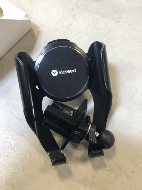 Photo 2 of VICSEED Car Phone Mount