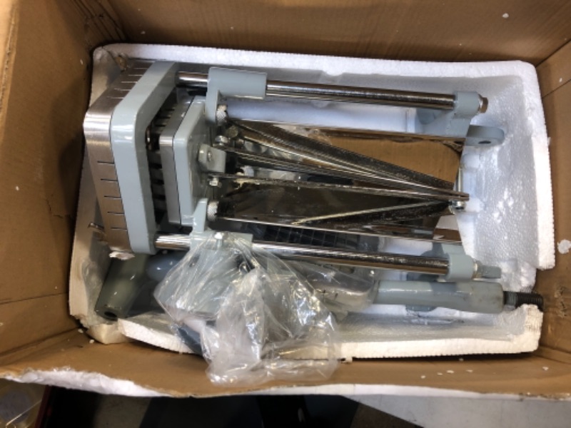 Photo 1 of Commercial French Fry Cutter Stainless Steel,Professional Potato Cutter Slicer with (1/2" 3/8" )2 Blades and Suction Feet for Potatoes Carrots Cucumbers Onions,Vegetable Fry Potato Cutter
OPEN BOX ITEM