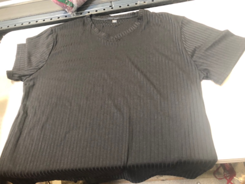 Photo 1 of 3xlarge black v neck shirt
