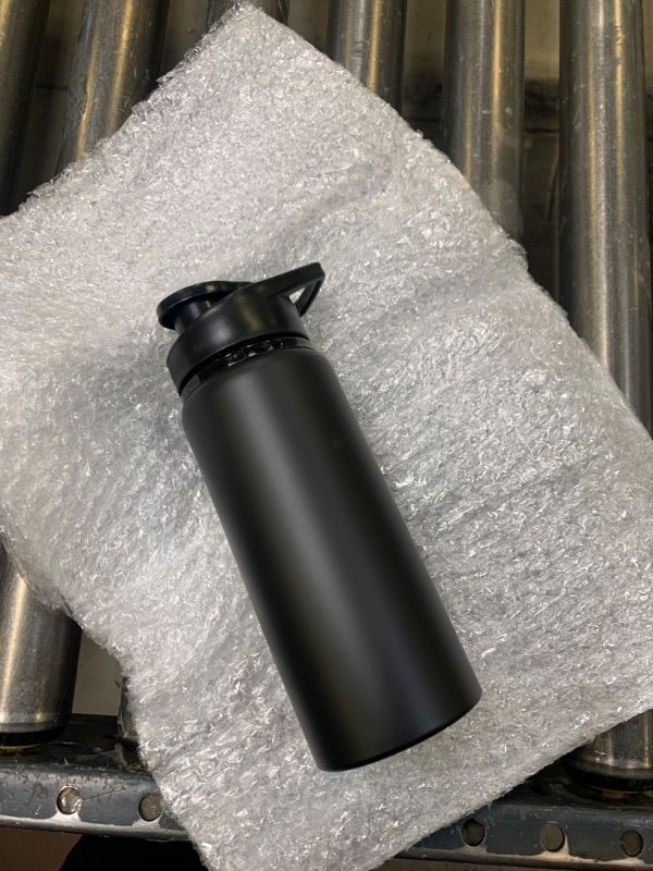 Photo 1 of Aluminum Water Bottle 20 Oz Metal Sports Bottle with Snap Lids Portable Bike Water Bottle