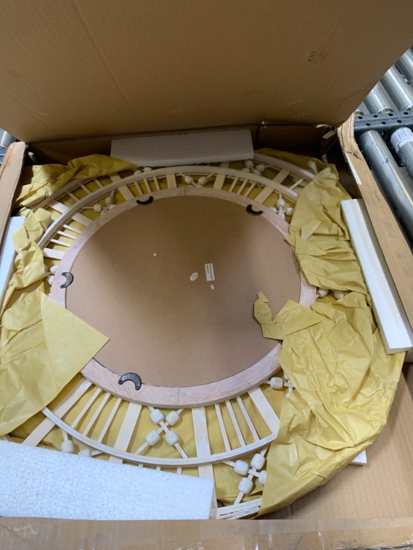 Photo 1 of 28" Round clock