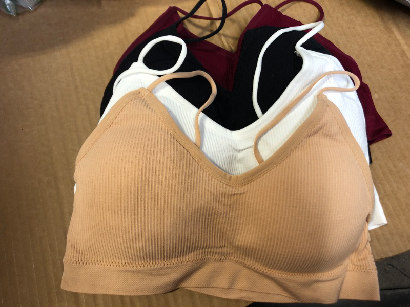 Photo 1 of 4pcs Sport Bra Size Small