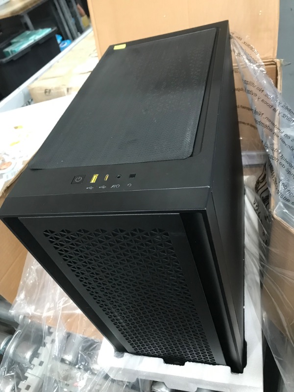 Photo 1 of Corsair 4000D Airflow Tempered Glass Mid-Tower ATX PC Case - Black Black Airflow