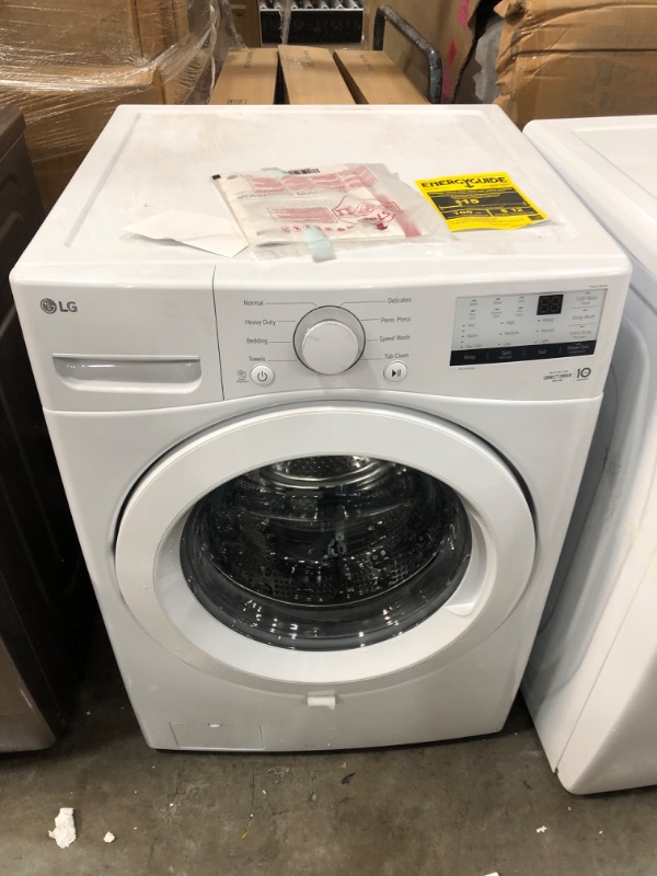 Photo 2 of LG 4.5-cu ft High Efficiency Stackable Front-Load Washer (White) ENERGY STAR