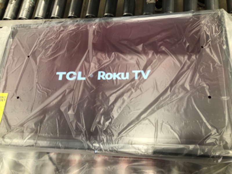 Photo 2 of TCL 32" Class 3-Series HD 720p LED Smart Roku TV - 32S355