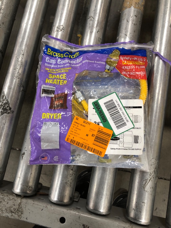 Photo 2 of 1/2 in. MIP x 1/2 in. MIP x 24 in. Gas Connector (1/2 in. O.D.) with Safety+Plus2 Thermal Excess Flow Valve (85,000 BTU)
