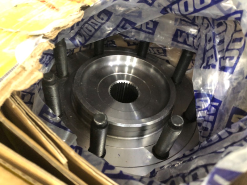 Photo 2 of BCA 515101 Hub Assembly