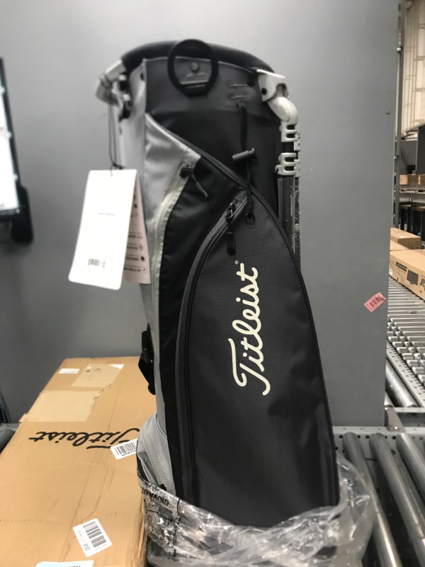 Photo 2 of Titleist Golf Players 4 Carbon Stand Bag Gray/Graphite/Black