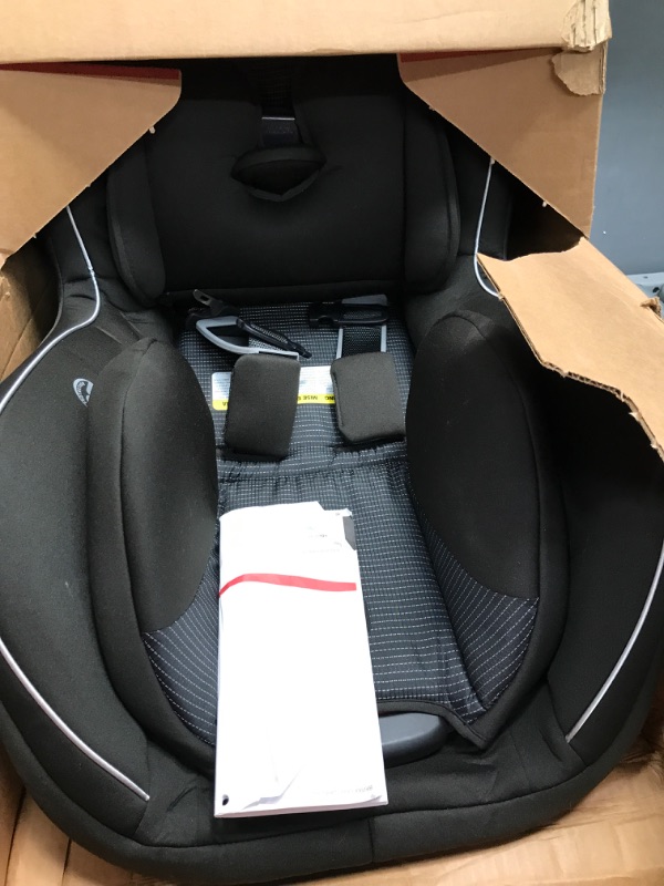 Photo 2 of Britax Emblem 3 Stage Convertible Car Seat, Dash