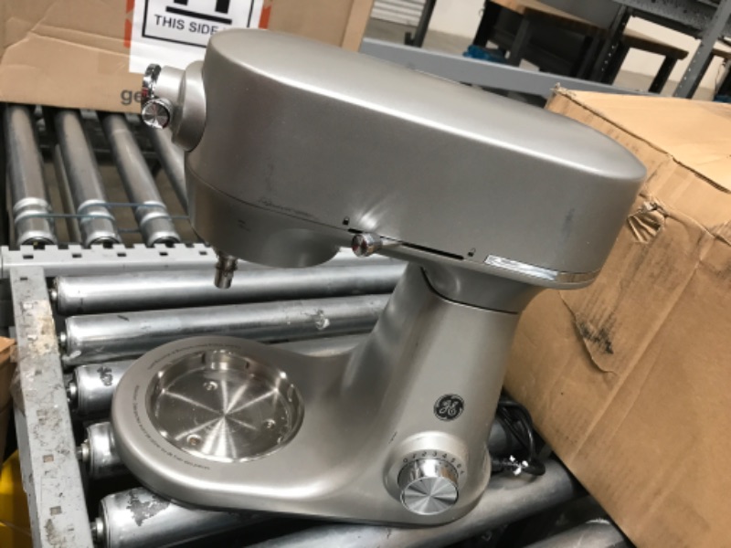 Photo 4 of **USED**
GE Tilt-Head Electric Stand Mixer | 7-Speed, 350-Watt Motor | Includes 5.3-Quart Bowl, Flat Beater, Dough Hook, Wire Whisk & Pouring Shield | Countertop Kitchen Essentials | Granite Gray