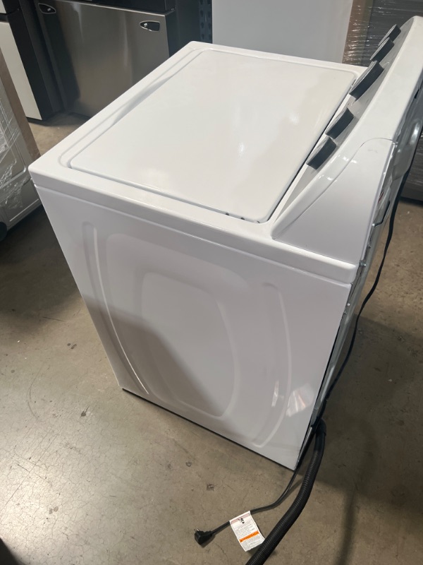 Photo 8 of Whirlpool
27.5 in. 3.8 cu. ft. High-Efficiency White Top Load Washing Machine with Soaking Cycles