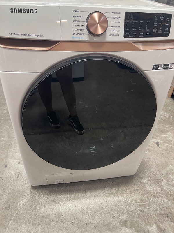 Photo 4 of Samsung 5-cu ft High Efficiency Stackable Steam Cycle Smart Front-Load Washer (Ivory) 
*like new*