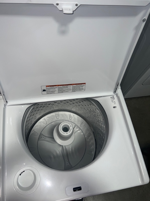 Photo 3 of Maytag
4.5 cu. ft. Top Load Washer in White