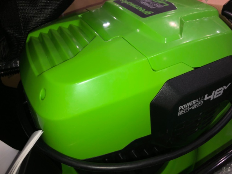 Photo 4 of *SLIGHTLY USED** Greenworks 40V 14 inch Cordless Lawn Mower, Tool Only, MO40B00
