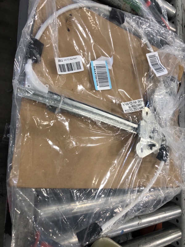 Photo 1 of Front Right Passenger Power Window Regulator with Motor Assembly Replacement for 1997-2001 Jeep Cherokee Sport Utility 4-Door Front Passenger Side