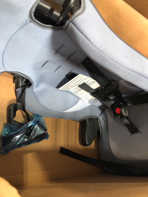 Photo 3 of Cosco Finale DX 2-in-1 Booster Car Seat, Extended Use: Forward-Facing, Belt-Positioning Booster in Organic Waves