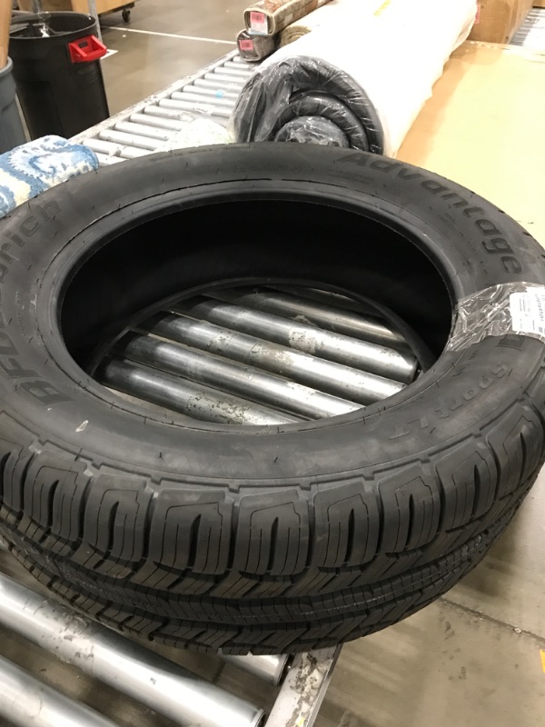 Photo 5 of BFGoodrich Advantage T/A Sport All-Season Radial Car Tire for Passenger Cars, 275/55R20 113T