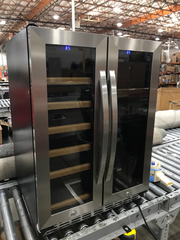 Photo 2 of SINOARTIZAN 24 INCH WINE AND BEVERAGE COOLER ST-36B
